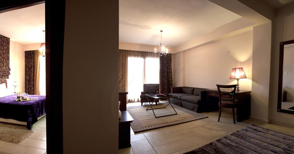 Hotel Veltsi Lerin Szoba fotó